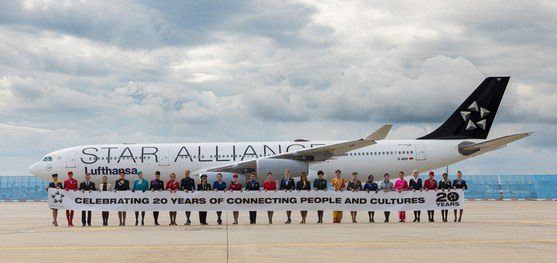 Star Alliance member airline employees in Uniform – Celebrating Star Alliance’s 20th anniversary