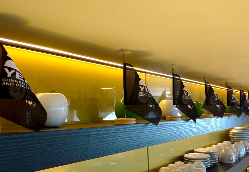 Celebration of the Star Alliance 20th Anniversary in the lounge at CDG