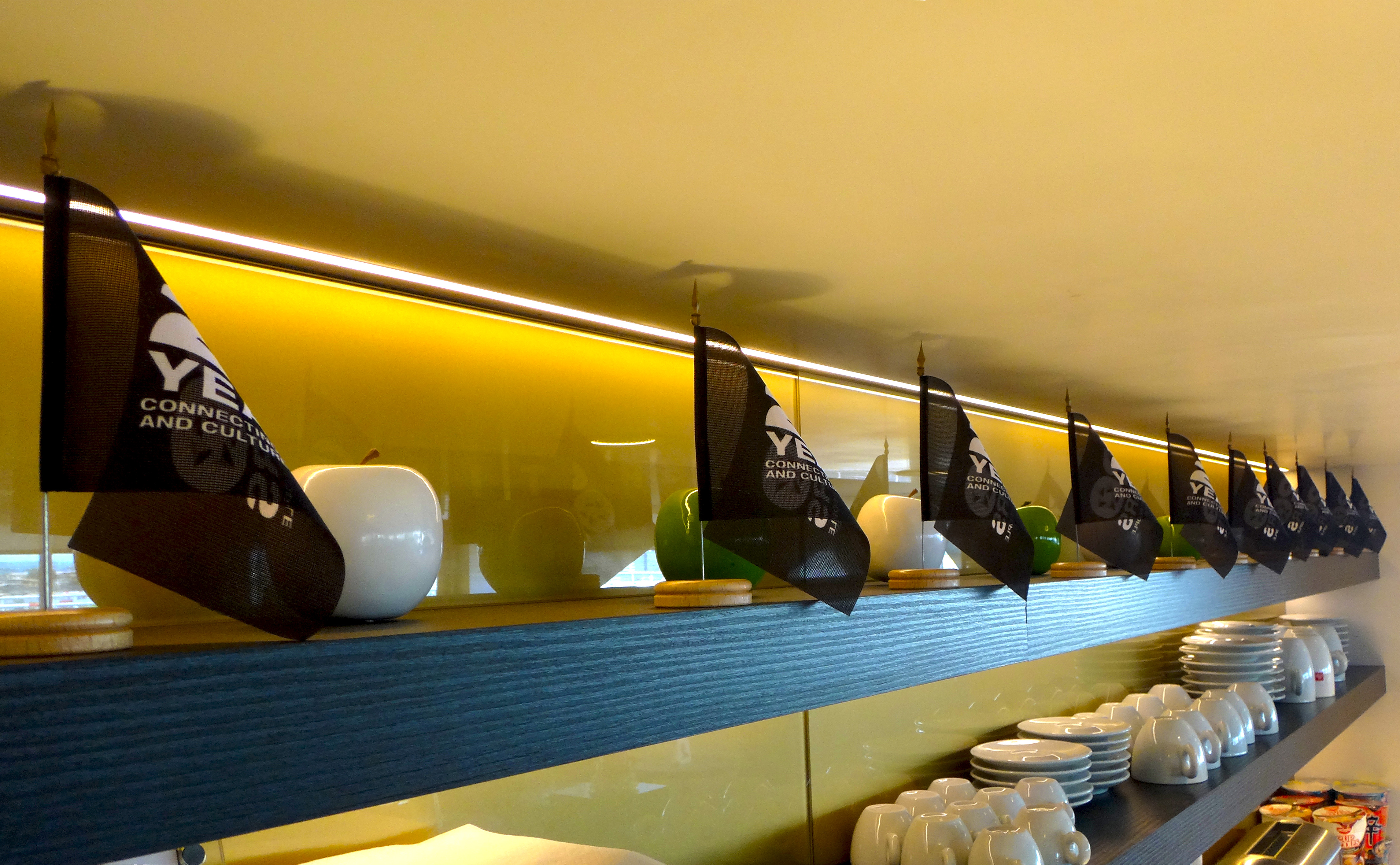 Celebration of the Star Alliance 20th Anniversary in the lounge at CDG